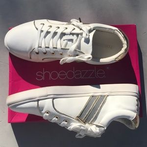 Shoedazzle Kananni White/Gold Sneakers